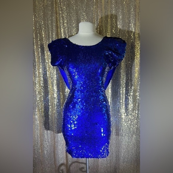 COPY - Gorgeous Blue sequin dress